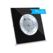 Smart ODE PLUS Wandsteckdose - aus gehärtetem Glas. Einstellbare Hintergrundbeleuchtung und Glas in 5 verschiedenen Farben erhältlich.